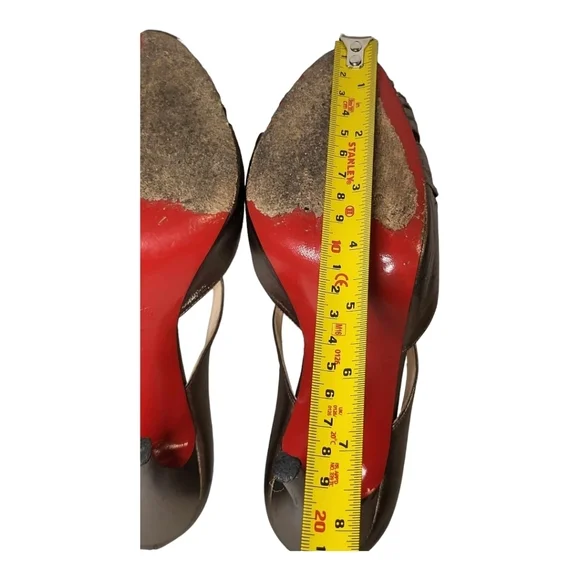 CHRISTIAN LOUBOUTIN Leather Sandals SZ 39